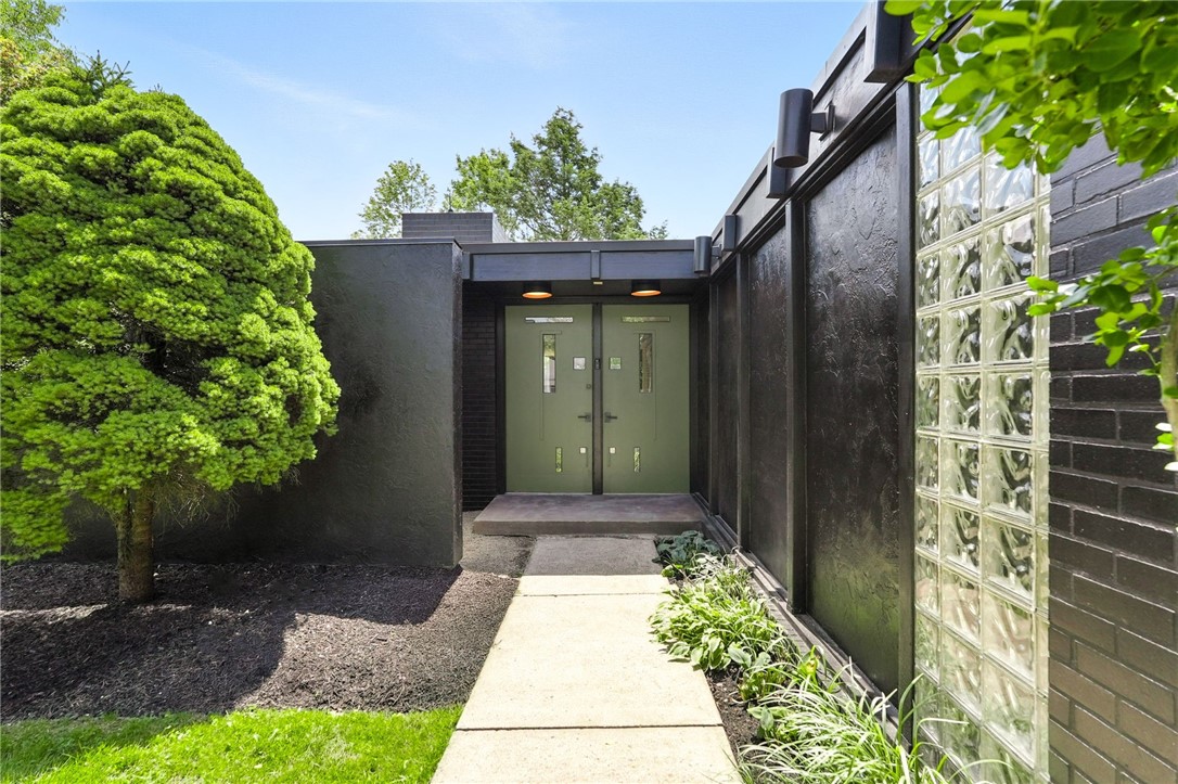30 Highland Dr