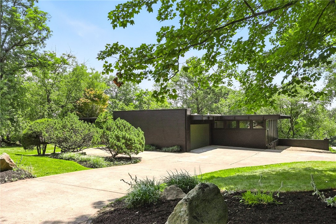 30 Highland Dr