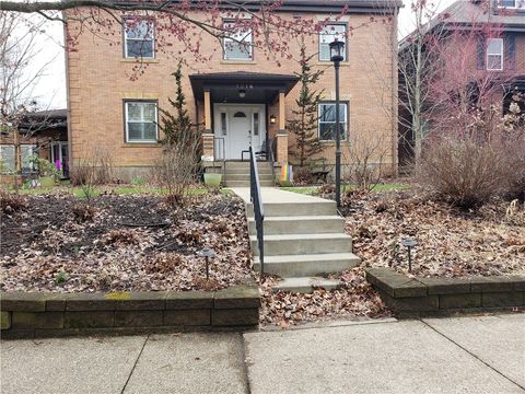 Photo of 1216 Macon Ave #4, Pittsburgh, PA 15218 (MLS # 1733821)