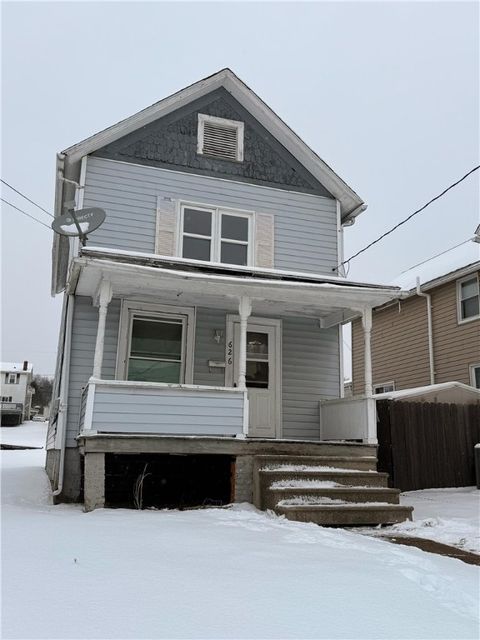 626 Todd Ave Ellwood City PA 16117