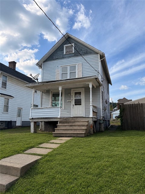Homes For Sale - 626 Todd Ave Ave<br/> Lawrence County, Ellwood City, PA 16117