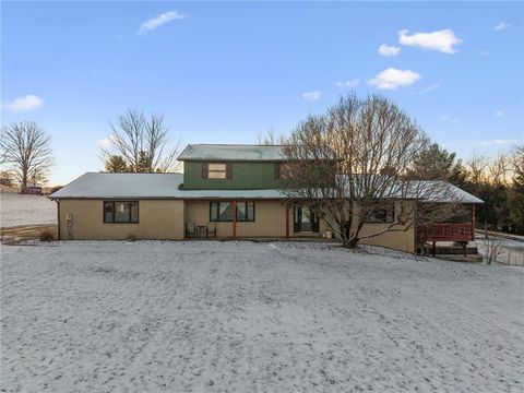 Photo of 68 Barnhart Rd, Greensburg, PA 15601 (MLS # 1737775)