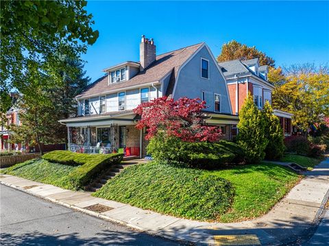 Photo of 6120 Jackson St, Pittsburgh, PA 15206 (MLS # 1760077)