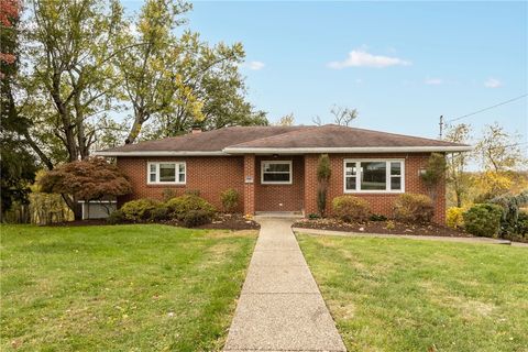 246 Greenhill Dr N Franklin Twp PA 15301