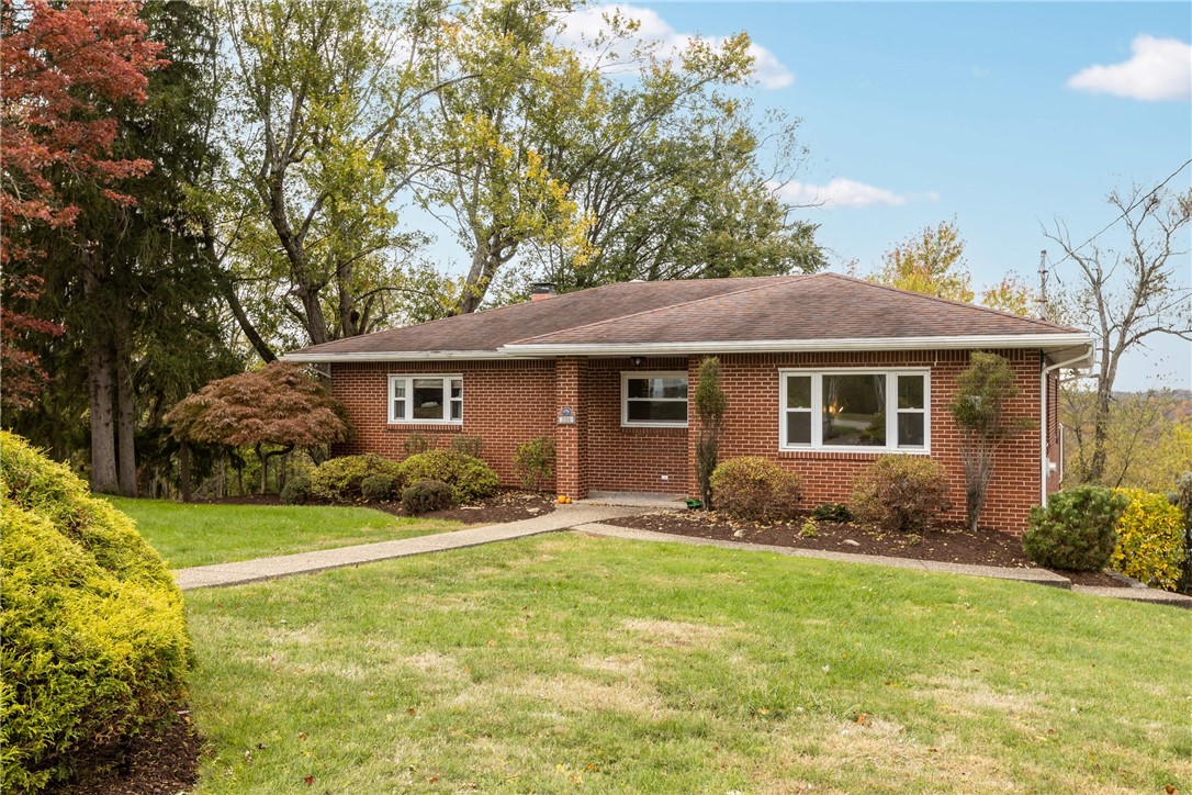 246 Greenhill Dr