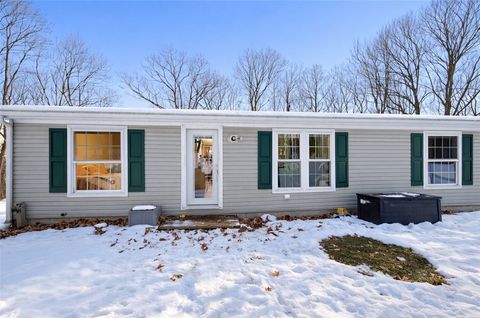 180 Hemlock Rd Fairview Twp PA 16050