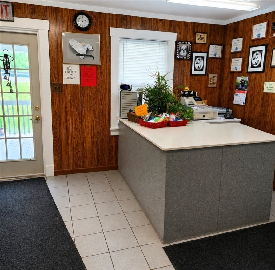 71 Shenot Rd