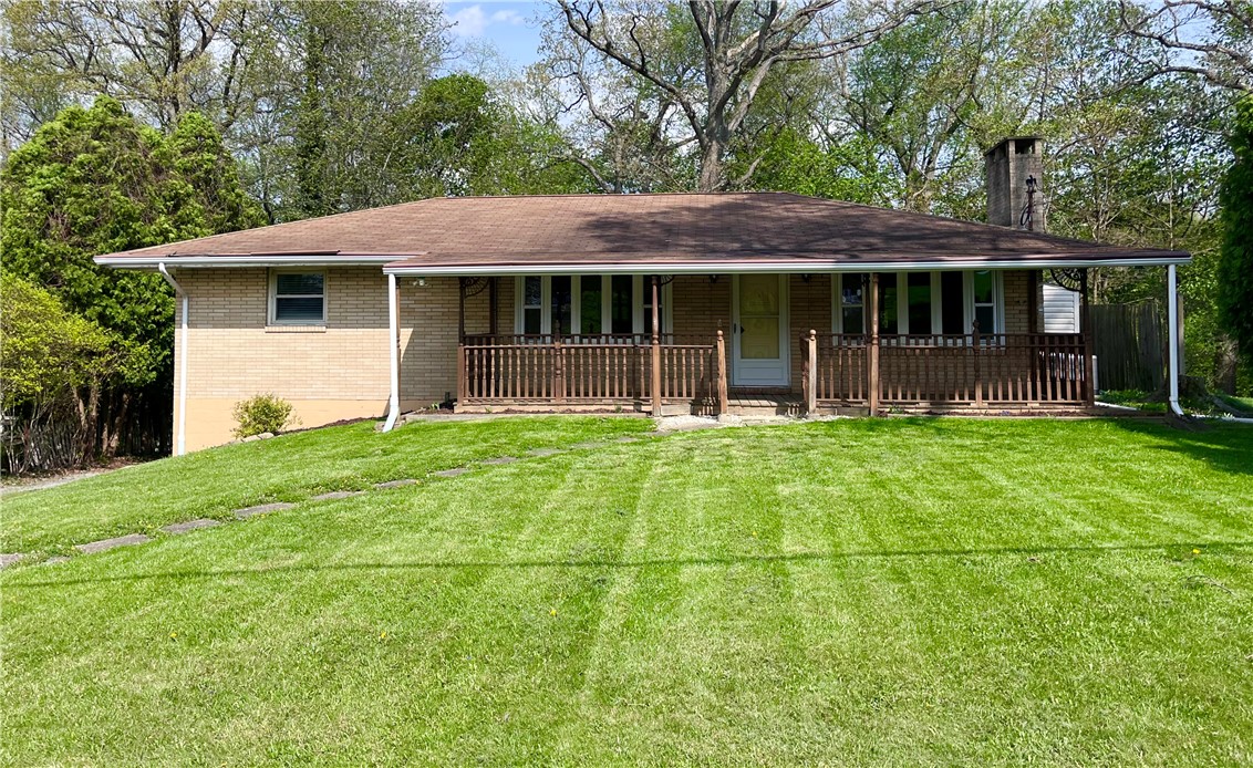 1019 Center Ave