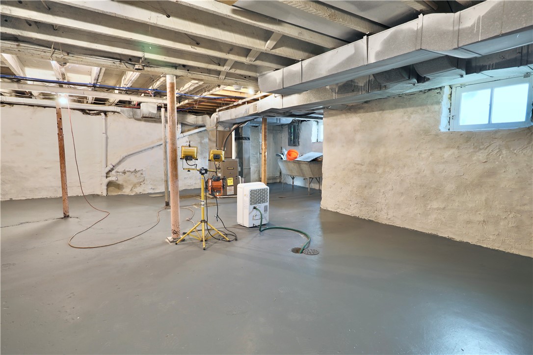 City Of Greensburg, Pennsylvania 15601, United States, 3 Bedrooms Bedrooms, ,3 BathroomsBathrooms,Residential,Active,164738