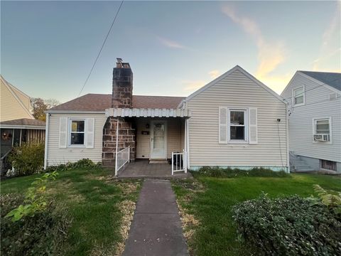 Photo of 2104 Calvin St. St, Mckeesport, PA 15132 (MLS # 1733168)