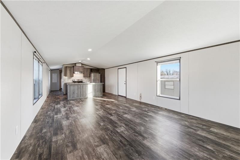 130 Brook Ln