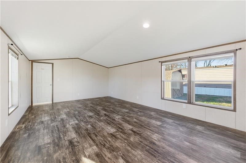 130 Brook Ln