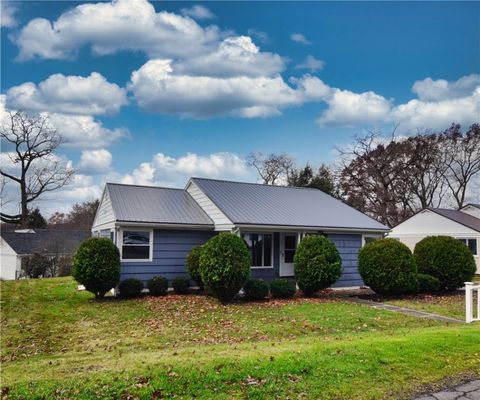 Photo of 203 Big Oaks Dr, Franklin, PA 16323 (MLS # 1730986)