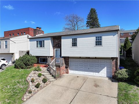 Photo of 1210 Jerome St, Pittsburgh, PA 15220 (MLS # 1747349)