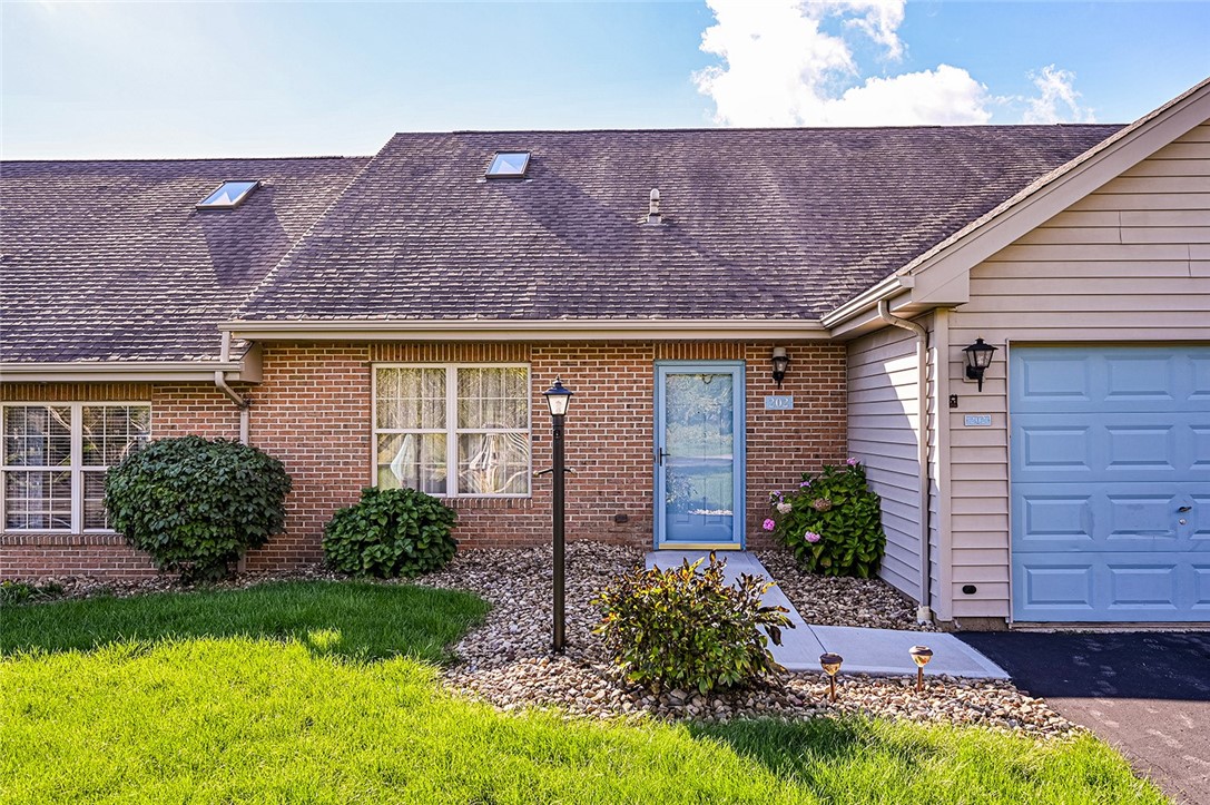 Hempfield Twp - Wml, Pennsylvania 15601, United States, 2 Bedrooms Bedrooms, ,2 BathroomsBathrooms,Residential,Pending,39774