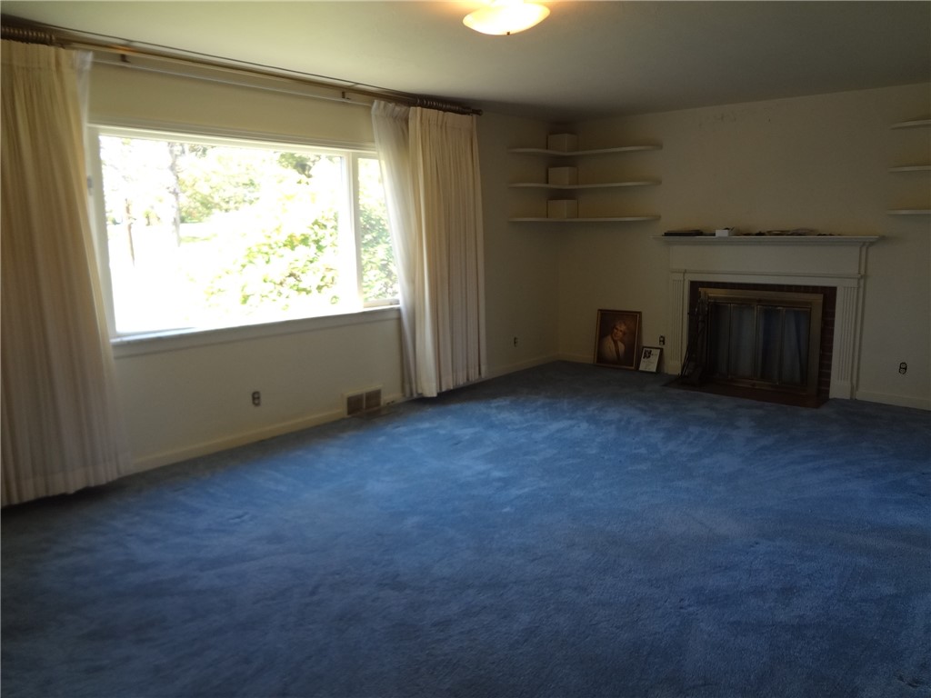 Hempfield Twp, Pennsylvania 15601, United States, 3 Bedrooms Bedrooms, ,2 BathroomsBathrooms,Residential,Active,231888