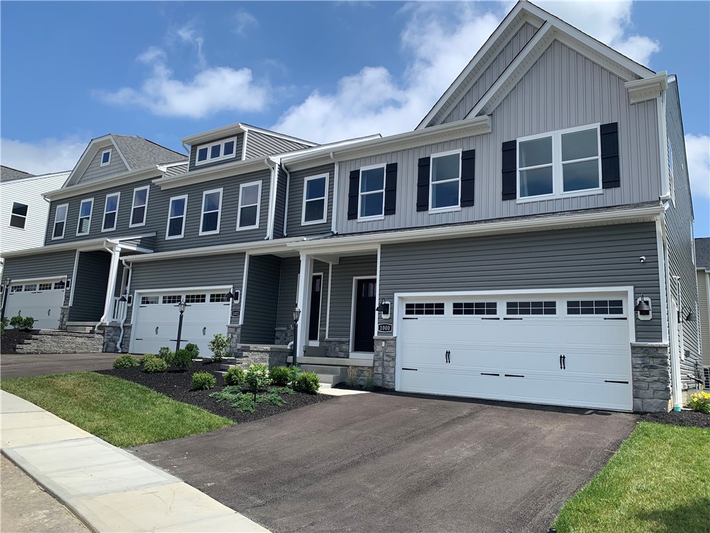 Photo 1 of 18 — 1011 Darcy Lane, Middlesex Twp, PA 16059