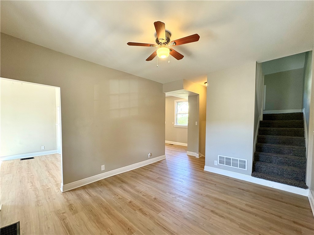 New Brighton, Pennsylvania 15066, United States, 3 Bedrooms Bedrooms, ,1 BathroomBathrooms,Residential,Active,220032