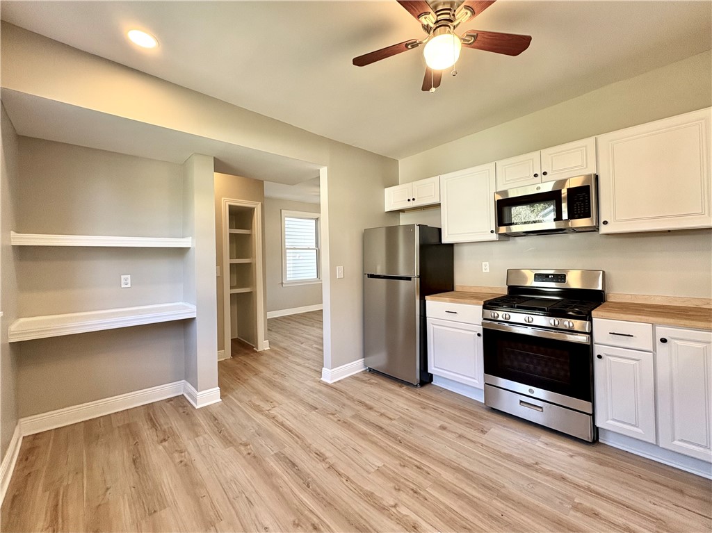 New Brighton, Pennsylvania 15066, United States, 3 Bedrooms Bedrooms, ,1 BathroomBathrooms,Residential,Active,220032