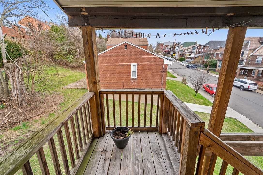 Greenfield, Pennsylvania 15217, United States, 2 Bedrooms Bedrooms, ,1 BathroomBathrooms,Residential,Active,150725