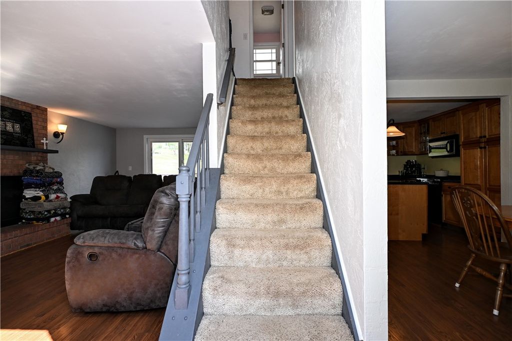 Photo of 8 Delrose Dr, Monessen, PA 15062 (MLS # 1749487)