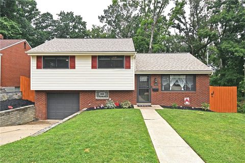 Photo of 167 Balver Ave, Pittsburgh, PA 15205 (MLS # 1762214)