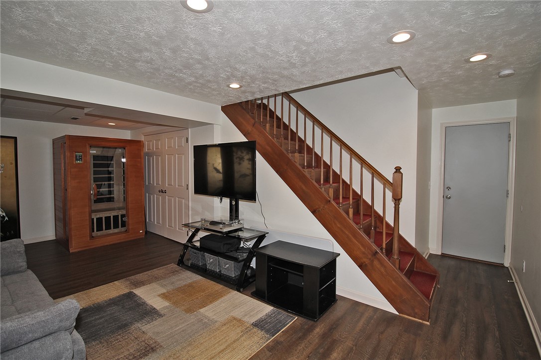 5012 Van Voorhis Dr Dr, Bethel Park, Pennsylvania image 37