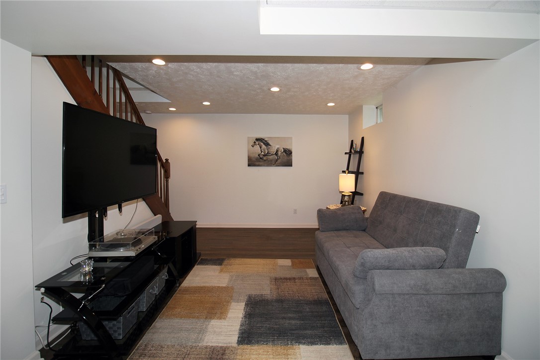 5012 Van Voorhis Dr Dr, Bethel Park, Pennsylvania image 39