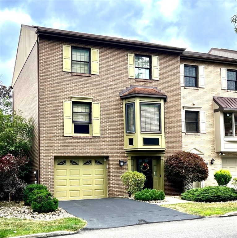 453 Gleneagle Ct Ct, Monroeville, Pennsylvania image 1