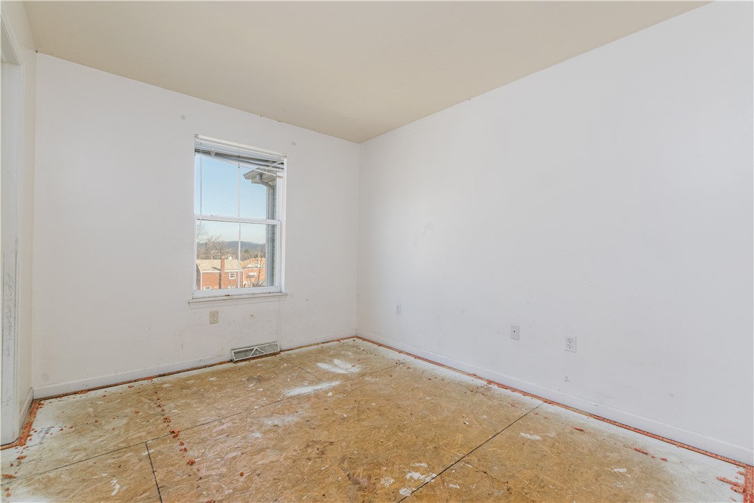 333 Wylie Ave Ave, Clairton, Pennsylvania image 11