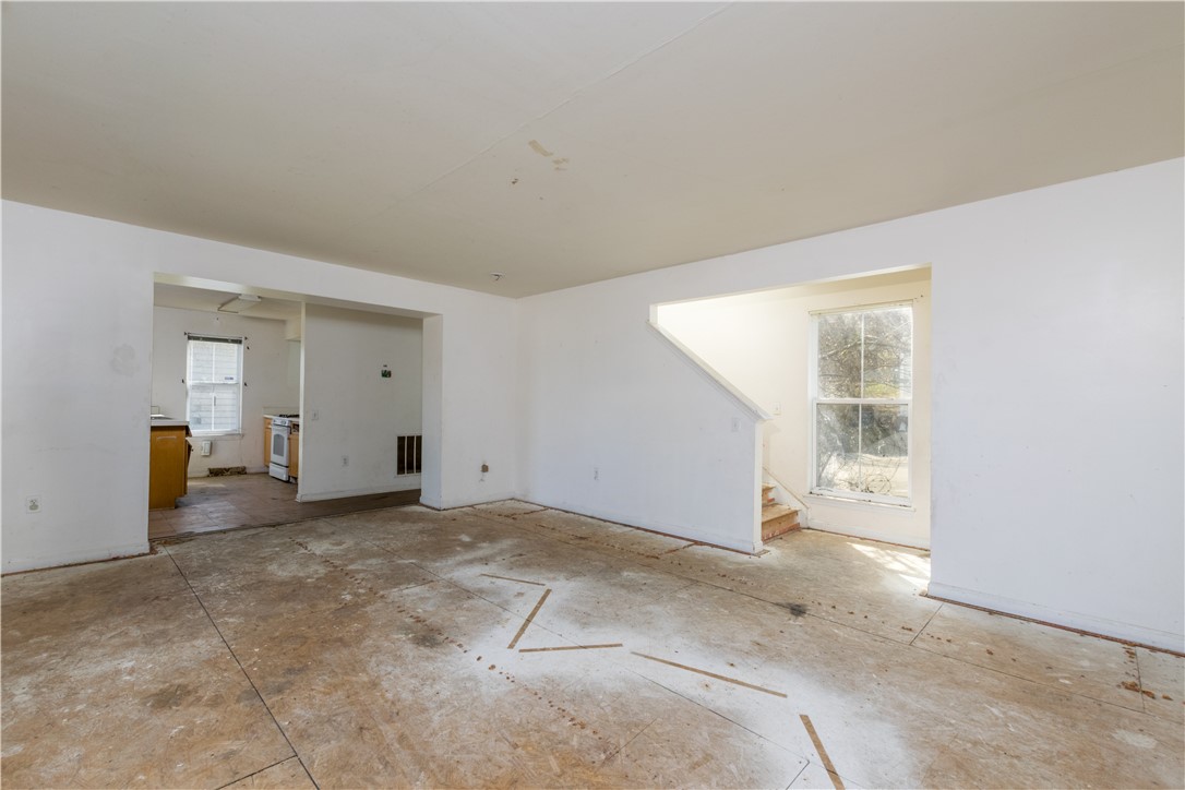 333 Wylie Ave Ave, Clairton, Pennsylvania image 2
