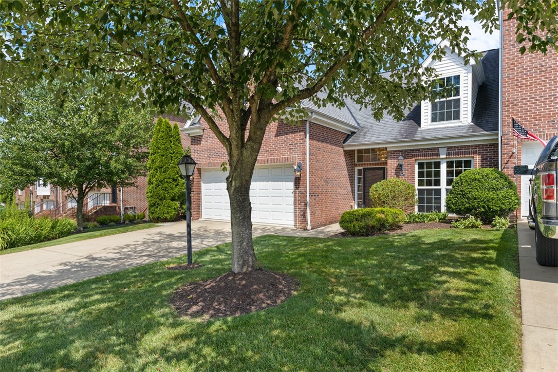 808 Strasburg Dr