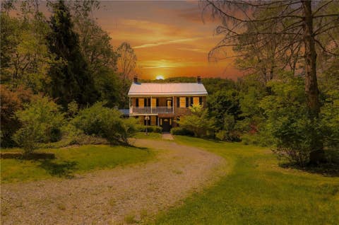 Photo of 1740 Frankstown Rd, Johnstown, PA 15902 (MLS # 1757859)