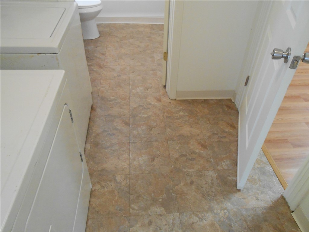 City Of Washington, Pennsylvania 15301, United States, 2 Bedrooms Bedrooms, ,1 BathroomBathrooms,Residential,Active,172475