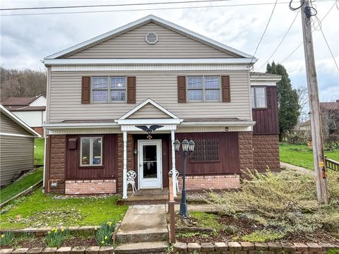 Photo of 122 Lower Troy Hill Rd, Kittanning, PA 16201 (MLS # 1746869)