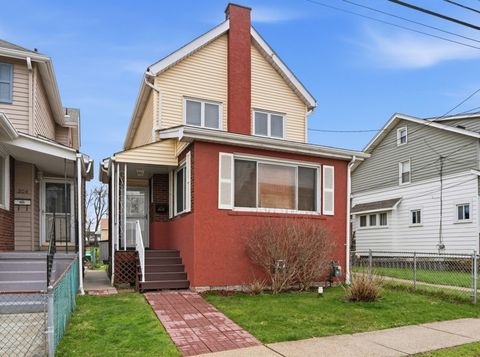 Photo of 206 3rd St, Pittsburgh, PA 15225 (MLS # 1746157)