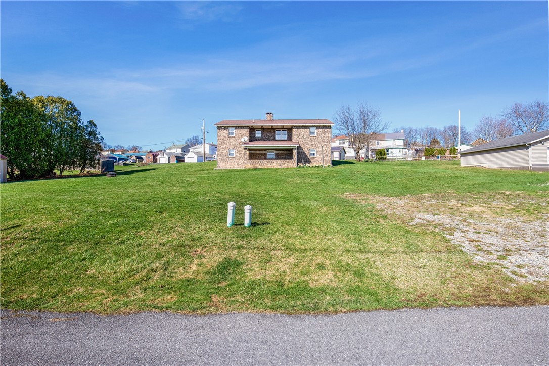 Windber, Pennsylvania 15963, United States, 3 Bedrooms Bedrooms, ,3 BathroomsBathrooms,Residential,Pending,100253