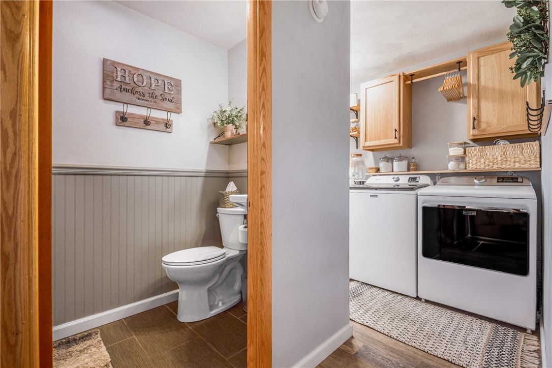 Windber, Pennsylvania 15963, United States, 3 Bedrooms Bedrooms, ,3 BathroomsBathrooms,Residential,Pending,100253