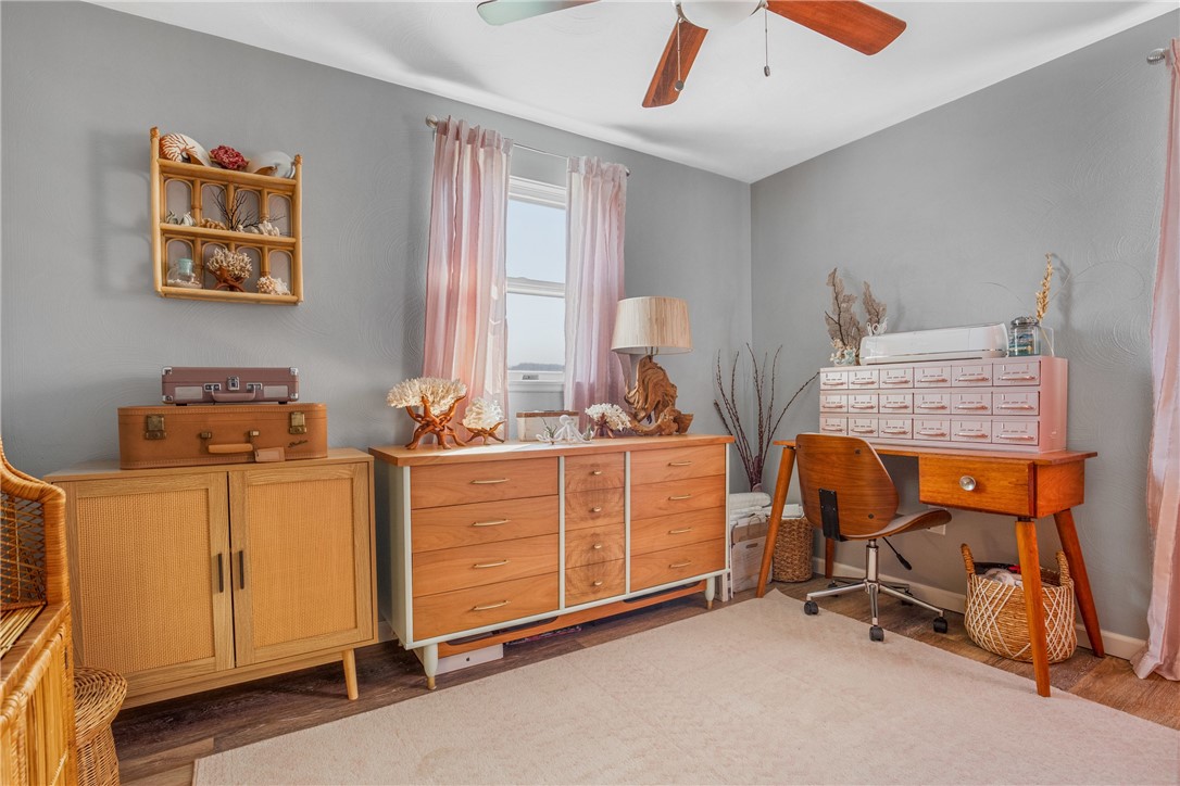 Windber, Pennsylvania 15963, United States, 3 Bedrooms Bedrooms, ,3 BathroomsBathrooms,Residential,Pending,100253