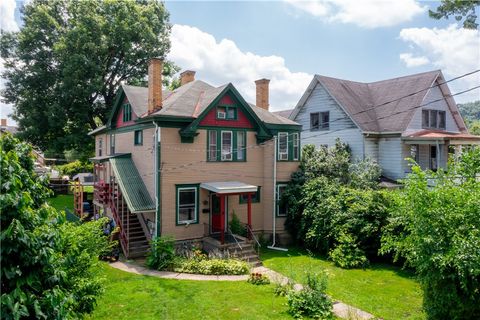 Multifamily For Sale - 408 15th St St<br/> New Brighton, PA 15066