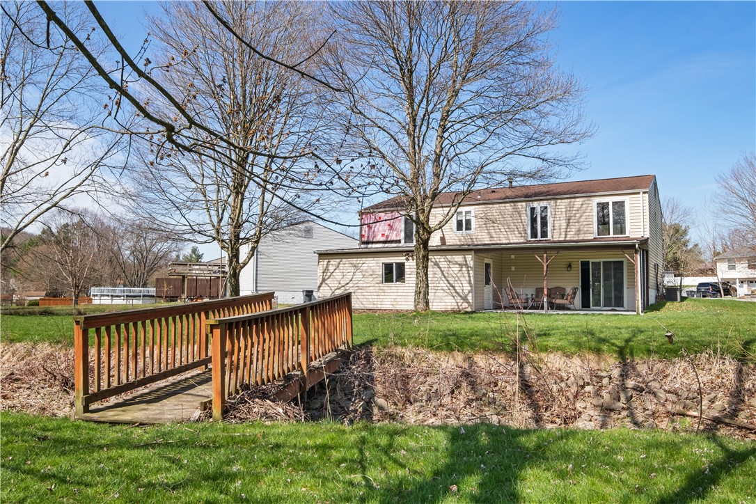 16 Wheatfield Dr
