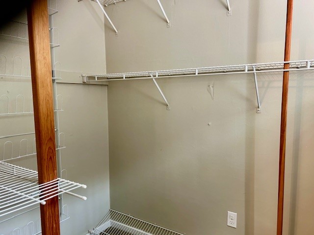 Shadyside, Pennsylvania 15232, United States, 2 Bedrooms Bedrooms, ,1 BathroomBathrooms,Residential,Active,255082