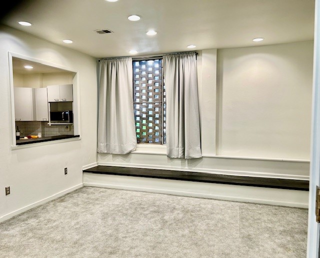 Shadyside, Pennsylvania 15232, United States, 2 Bedrooms Bedrooms, ,1 BathroomBathrooms,Residential,Active,255082