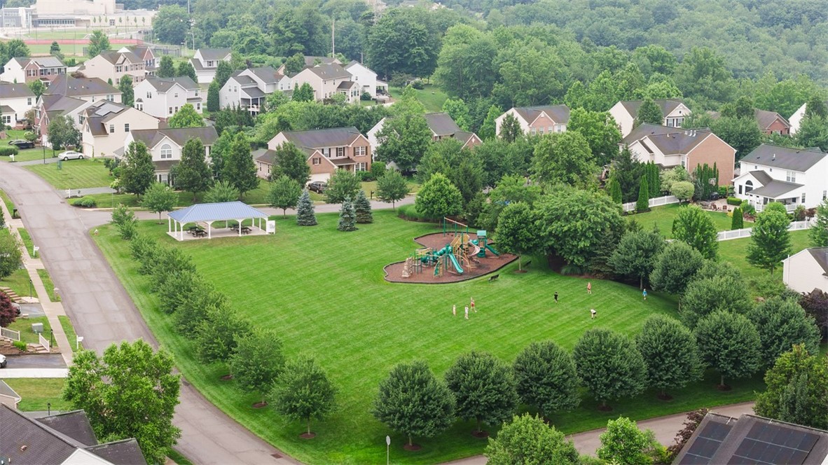 Ohio Twp, Pennsylvania 15237, United States, 3 Bedrooms Bedrooms, ,3 BathroomsBathrooms,Residential,Active,165871