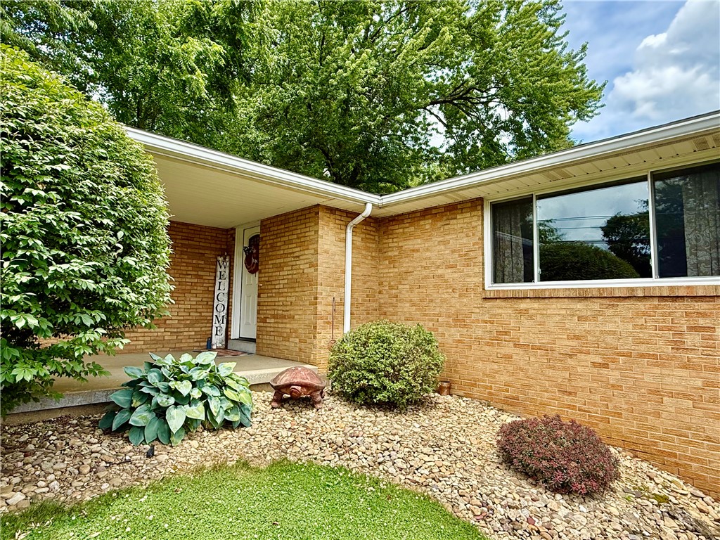 215 Fisher Rd