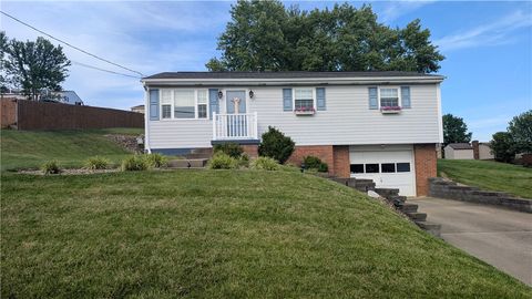 Photo of 152 Cortez Dr, Washington, PA 15301 (MLS # 1758369)