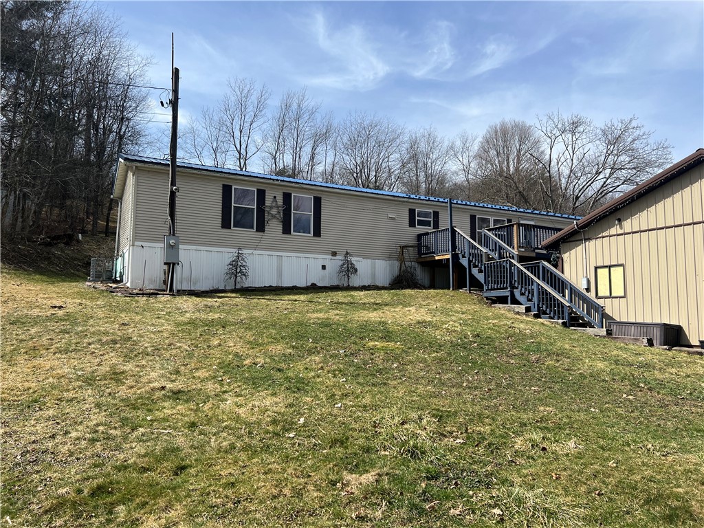 557 Poverty Hollow Rd Rd, Somerset, Pennsylvania image 1