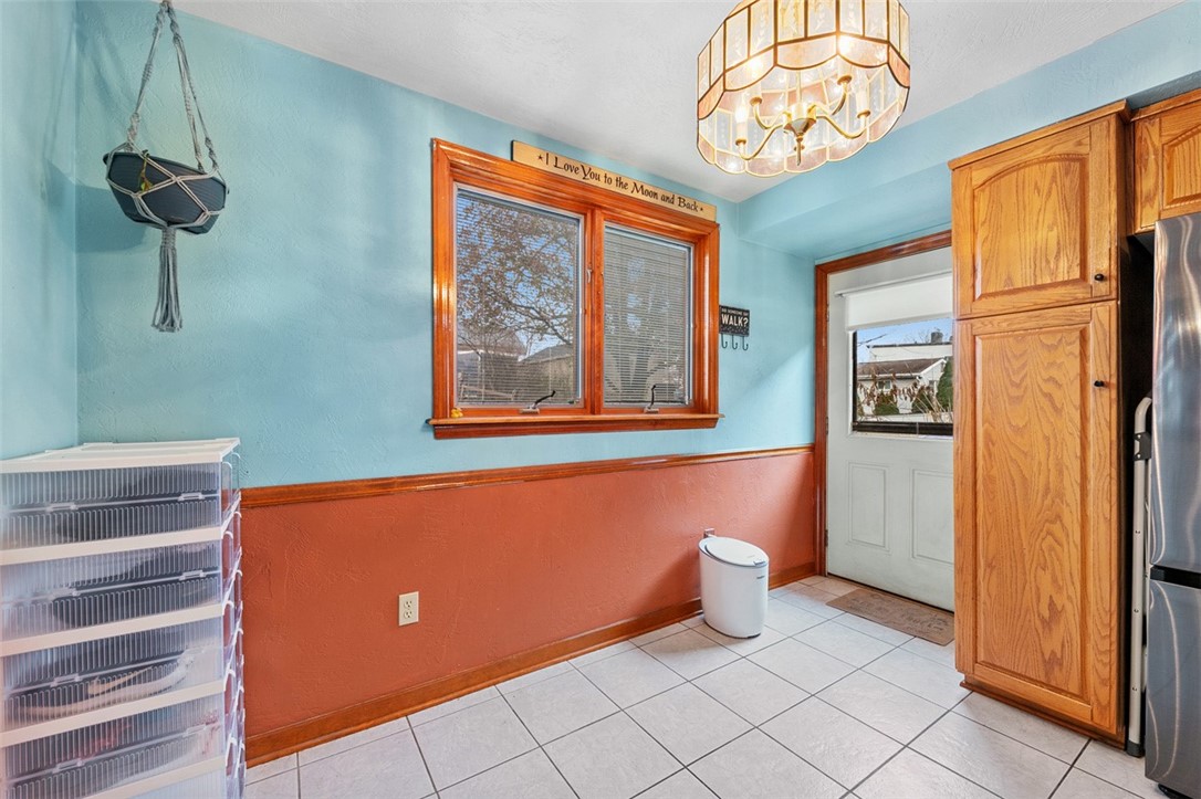 Overbrook, Pennsylvania 15234, United States, 2 Bedrooms Bedrooms, ,2 BathroomsBathrooms,Residential,Active,244899