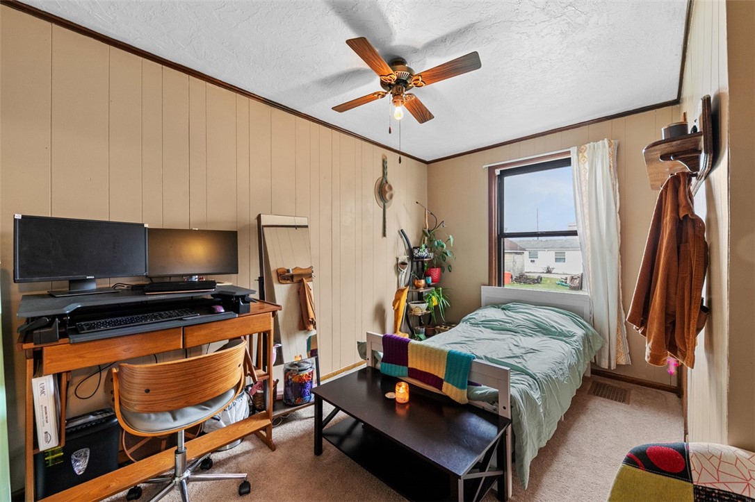 Overbrook, Pennsylvania 15234, United States, 2 Bedrooms Bedrooms, ,2 BathroomsBathrooms,Residential,Active,244899