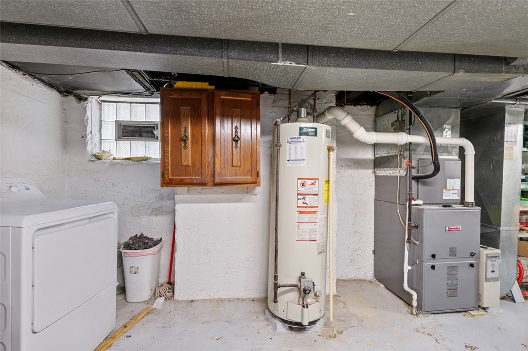 Overbrook, Pennsylvania 15234, United States, 2 Bedrooms Bedrooms, ,2 BathroomsBathrooms,Residential,Active,244899